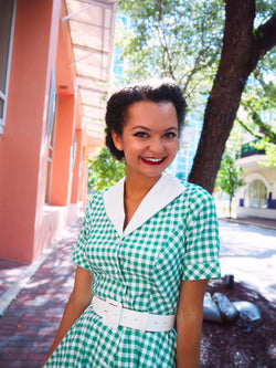 1950s GreenPlaid Lapel Collar Vneckline Shirtwaist Vintage Dress With Belts&Pockets