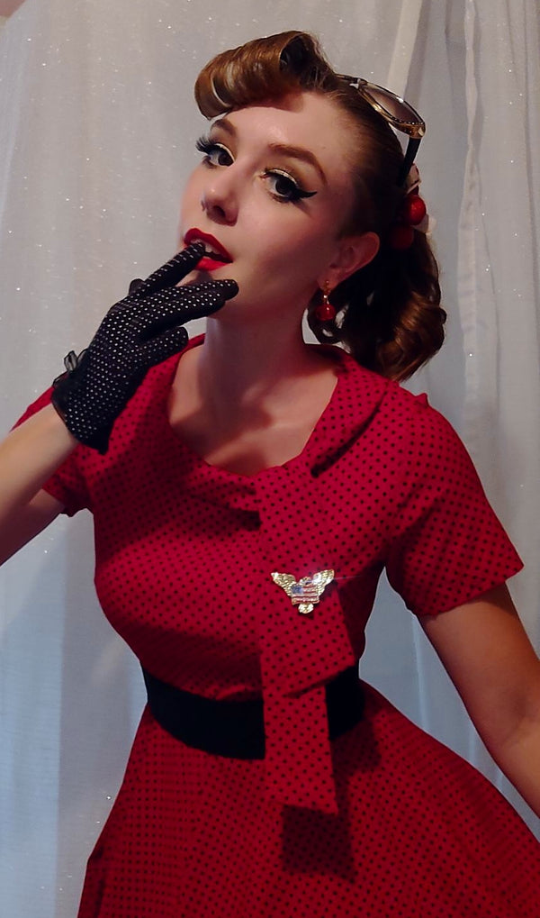 1950s  Vintage Reddot Dress  In  Roller Collar