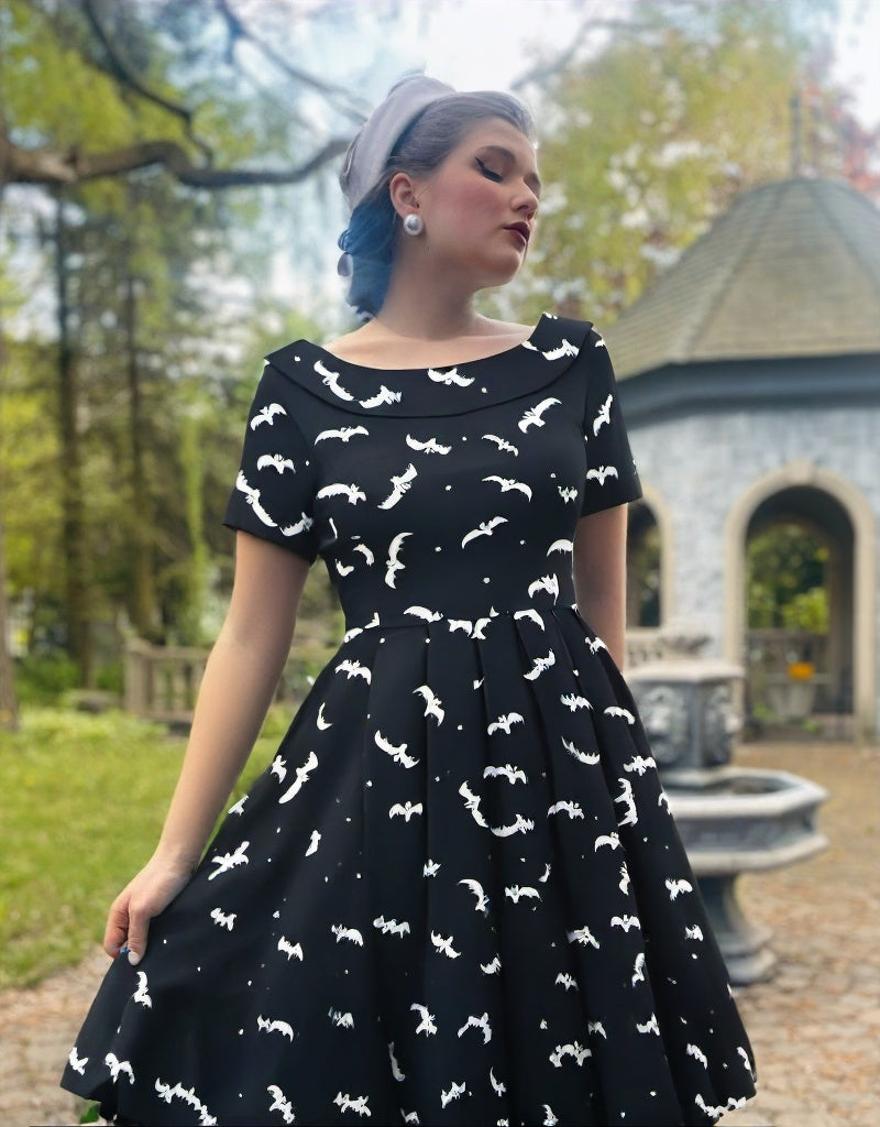 1950s  Bat Print Hallween Day Dress In  Roll Collar Swing Dress With Pockets